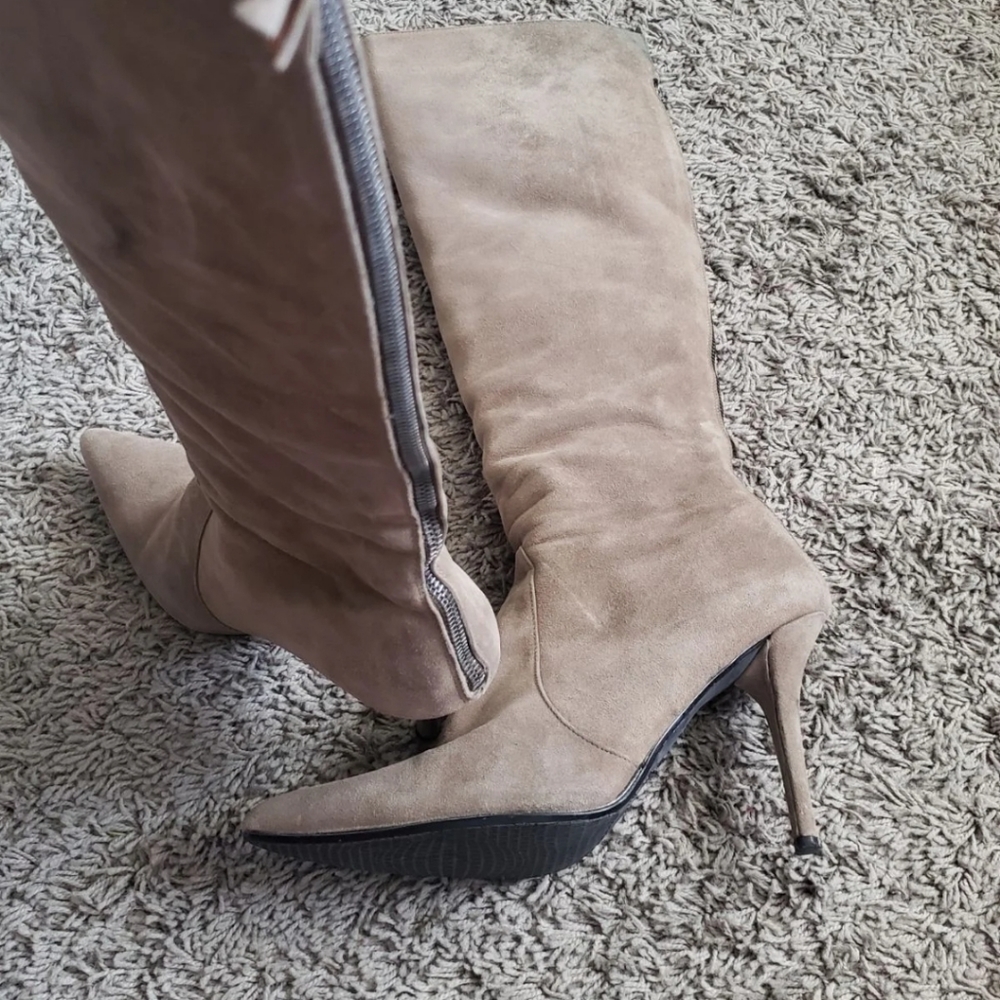Stuart Weitzman Suede Knee Boots - Picture 6 of 7